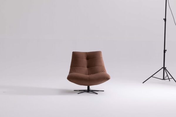 Elora Lounge Chair