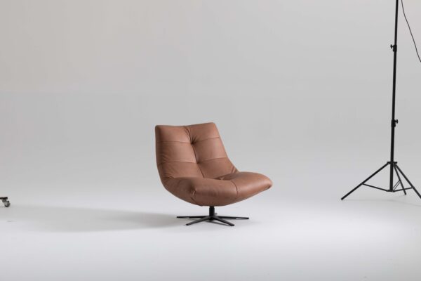 Elora Lounge Chair
