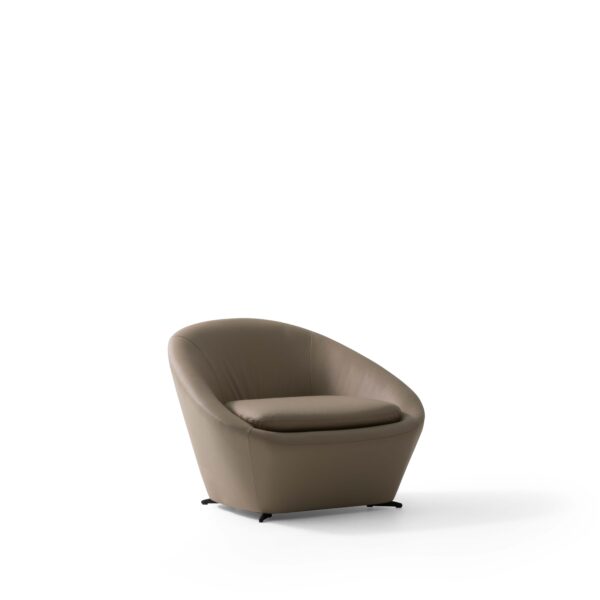 02_Penn-Lounge-Chair.jpg