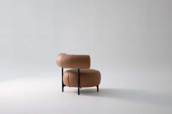 Lirios Lounge Chair