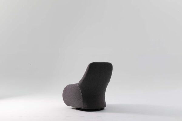 Bronn Lounge Chair