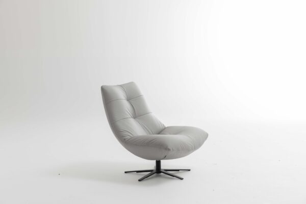 Elora Lounge Chair