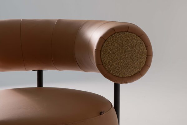 Lirios Lounge Chair