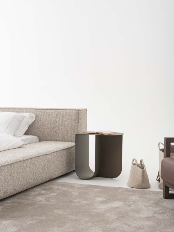 Solan Nightstand